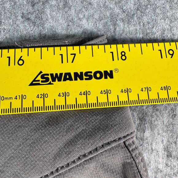 Outdoor Research Shorts Mens 35 x 10 Gray Ferrosi Nylon Stretch Hiking Cargo - Picture 2 of 8